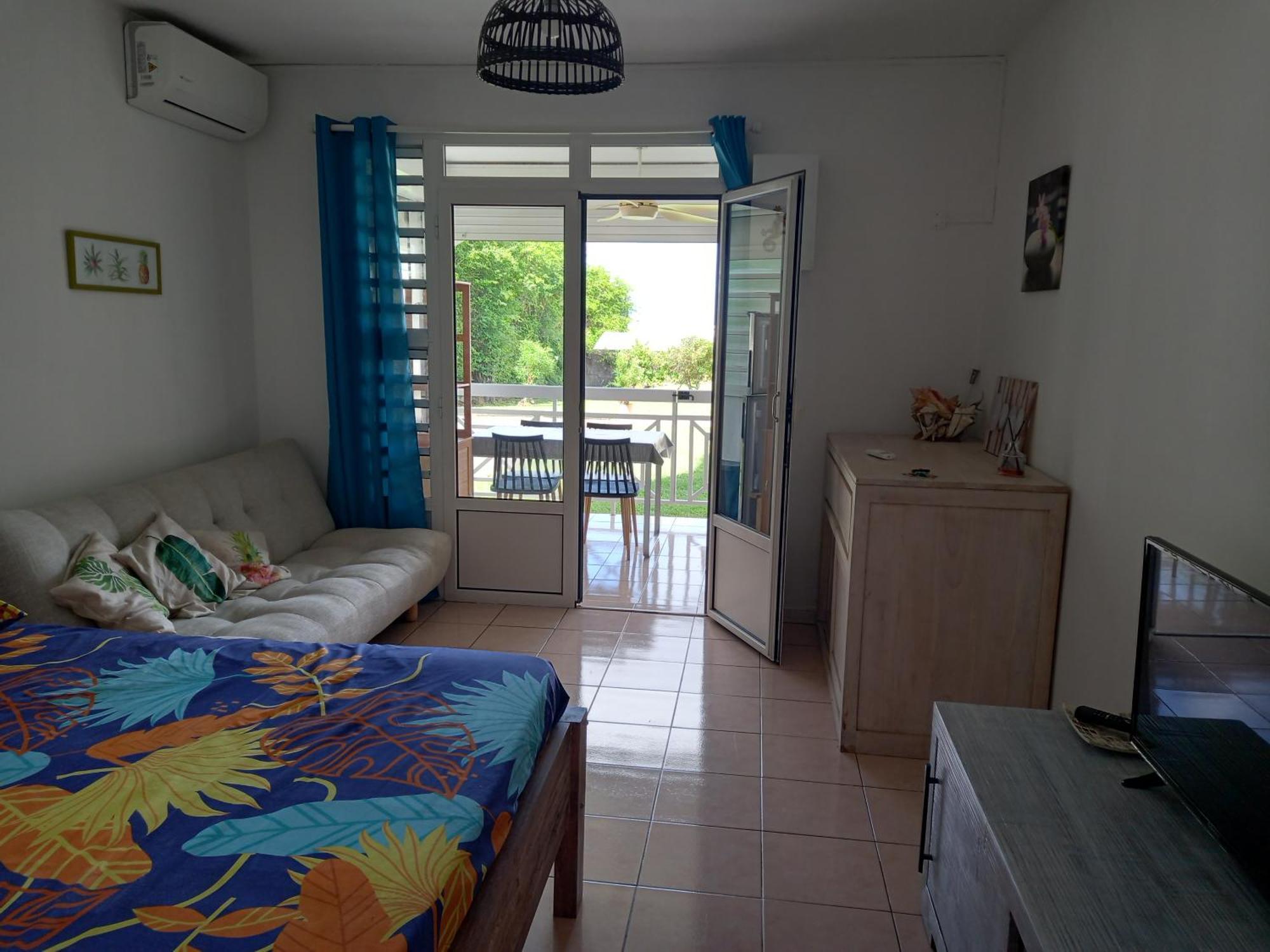 Appartement A Anse Mabouya En Rez De Jardin Avec Piscine A Proximite Des Plages 상트루스 외부 사진